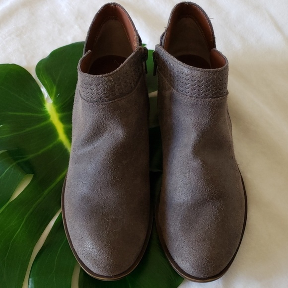 brintly leather ankle bootie